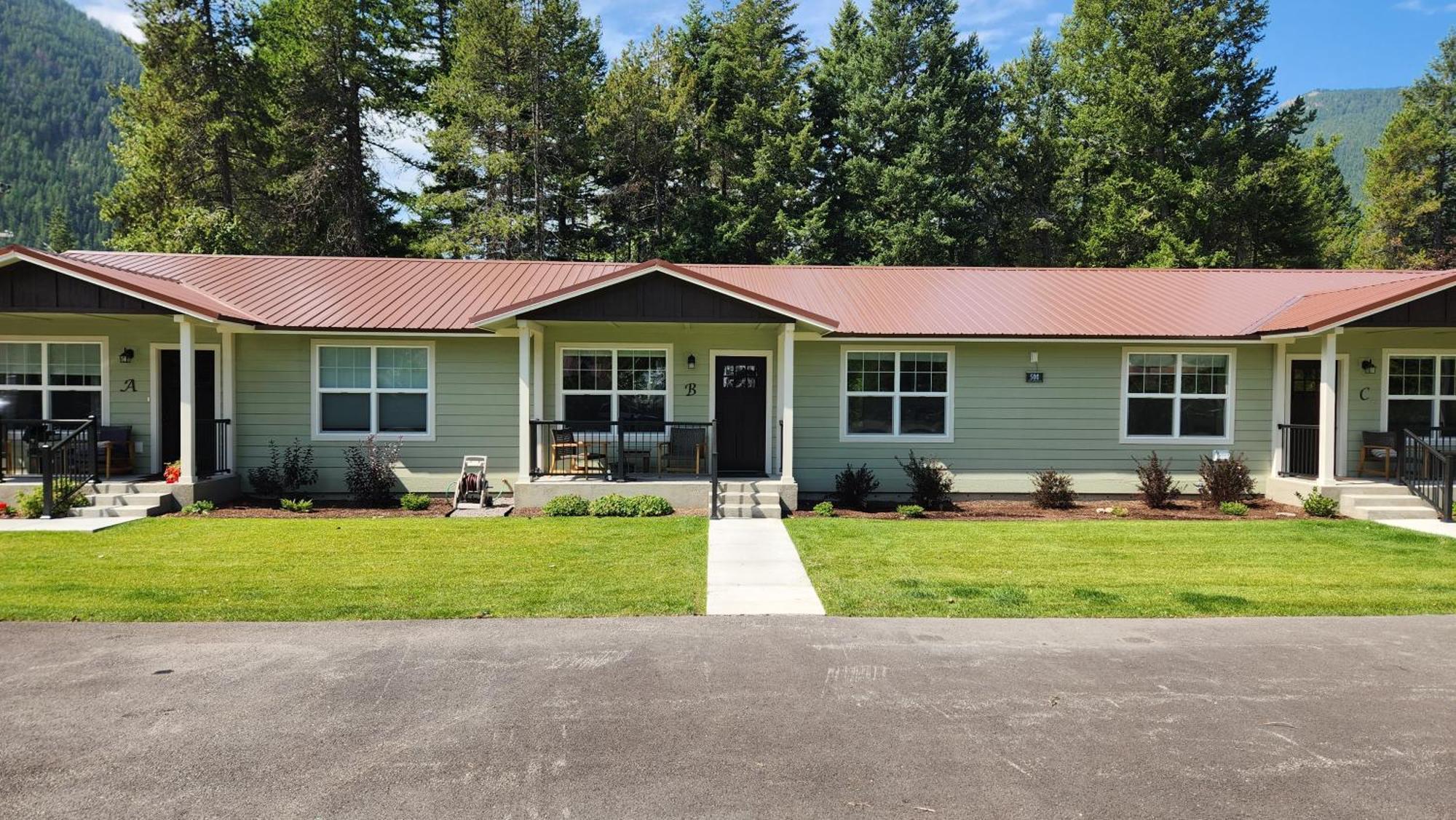 Beargrass Lodging & Rv Resort Hungry Horse 外观 照片