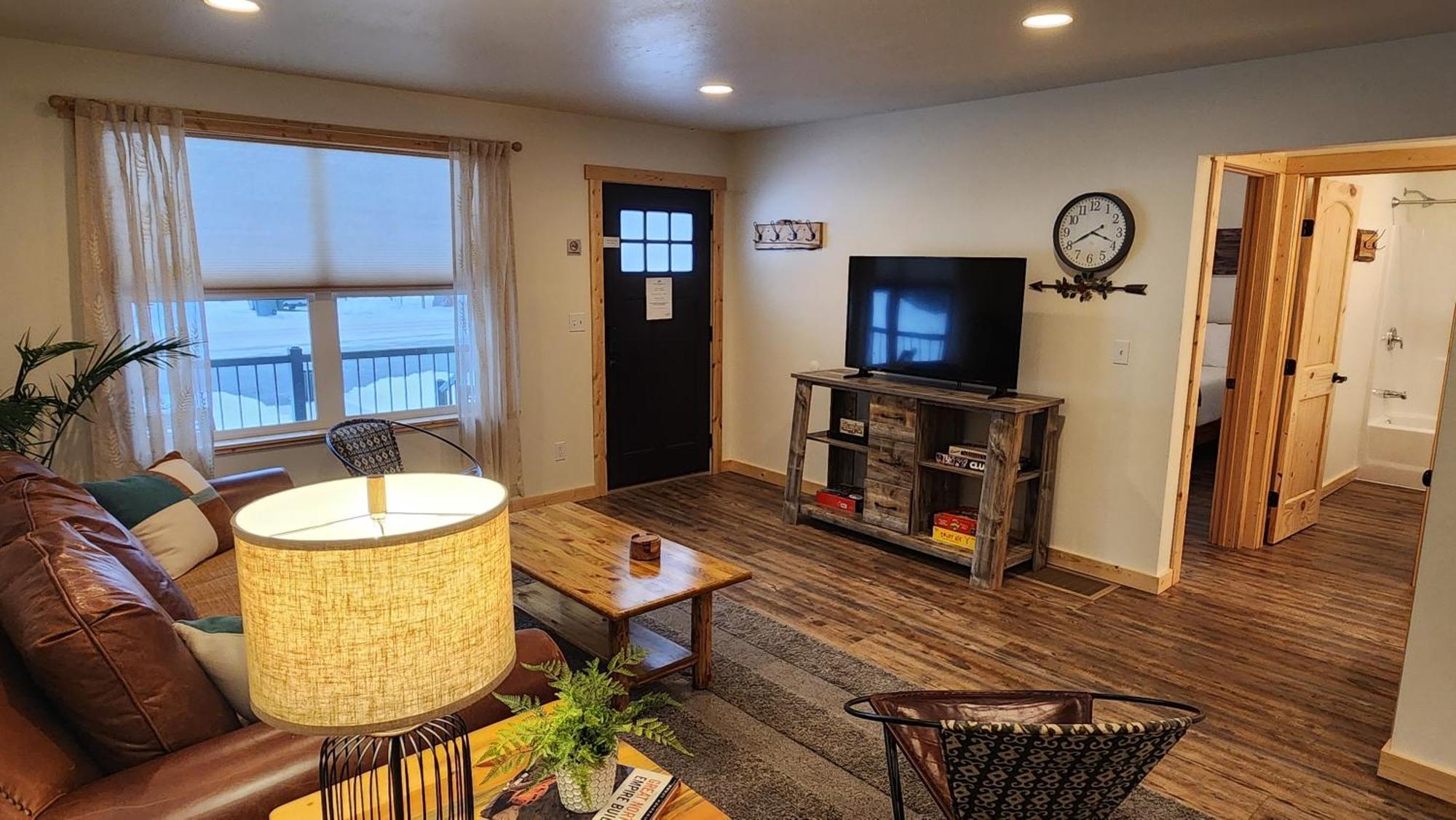 Beargrass Lodging & Rv Resort Hungry Horse 外观 照片