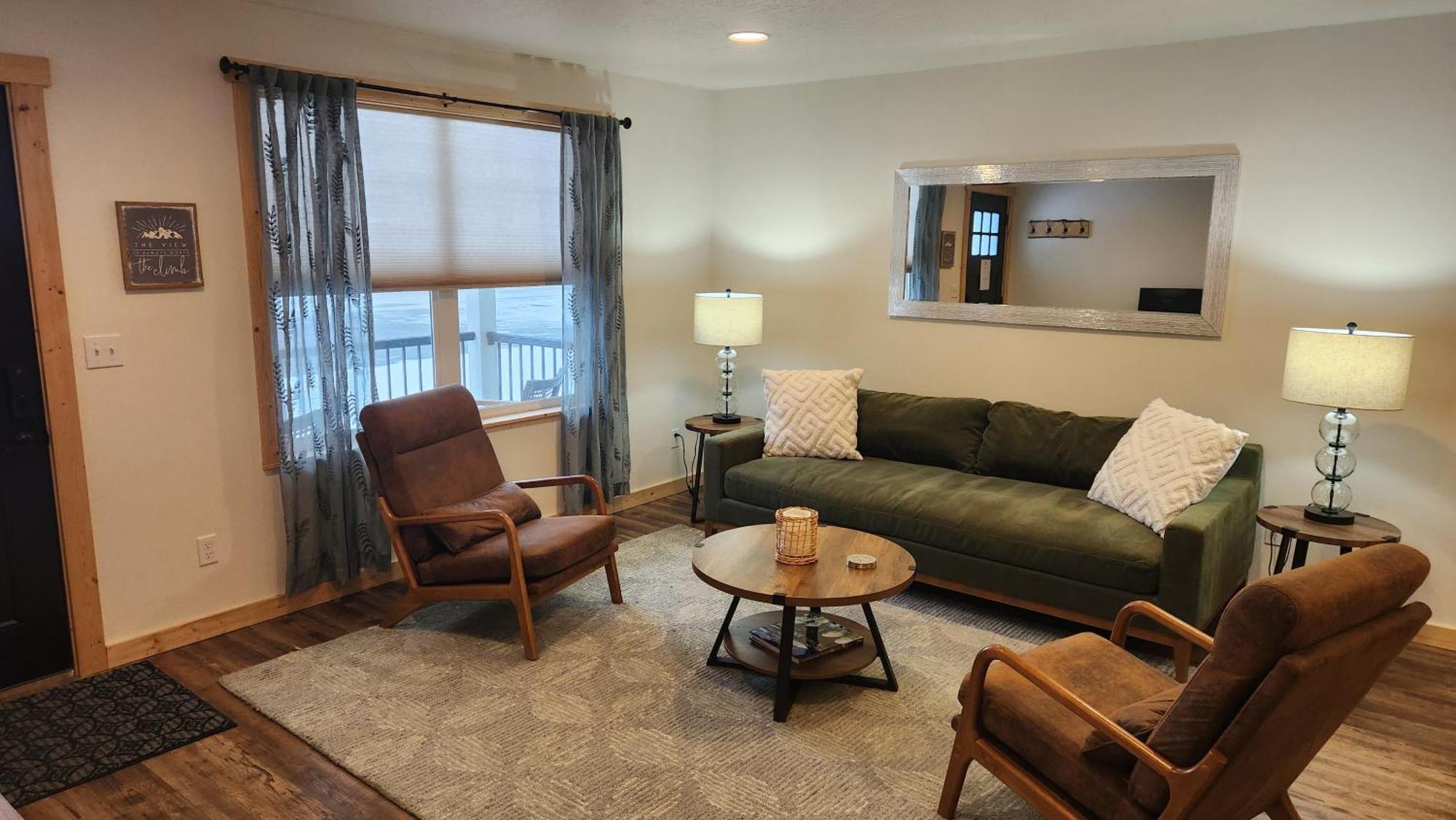 Beargrass Lodging & Rv Resort Hungry Horse 外观 照片