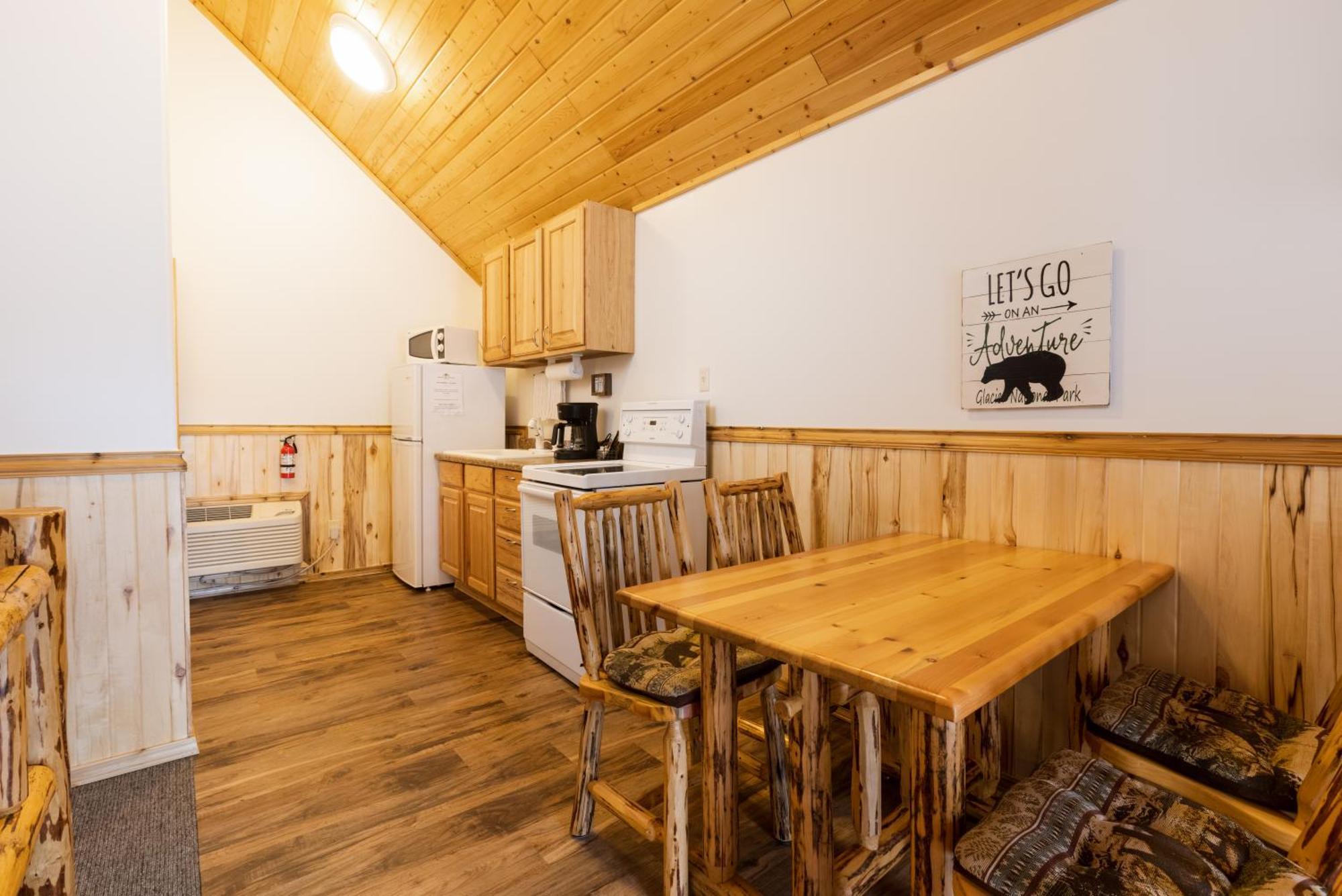 Beargrass Lodging & Rv Resort Hungry Horse 外观 照片